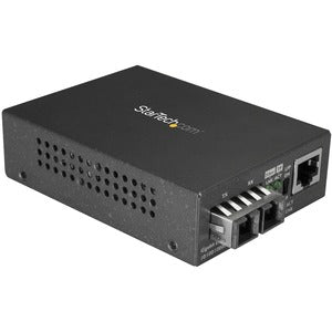 StarTech.com Multimode SC Fiber Ethernet Media Converter - 1000BASE-SX Gigabit Fiber Optic to Copper Bridge - 10/100/1000 Network - 550m