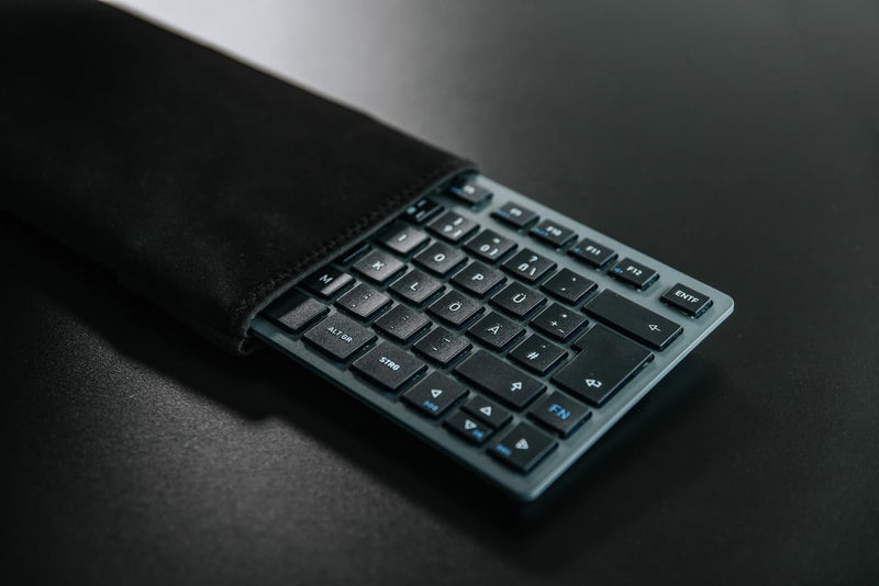 KW 7100 Mini Multi Device Compact Wireless Keyboard with Bluetooth. (Agave Green)